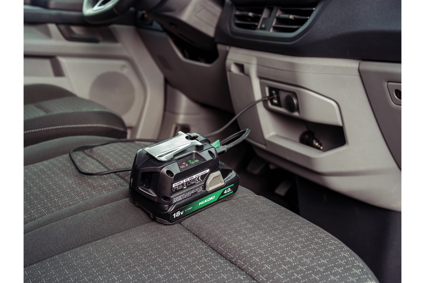 Hikoki Power Charger UC 18DA W4Z